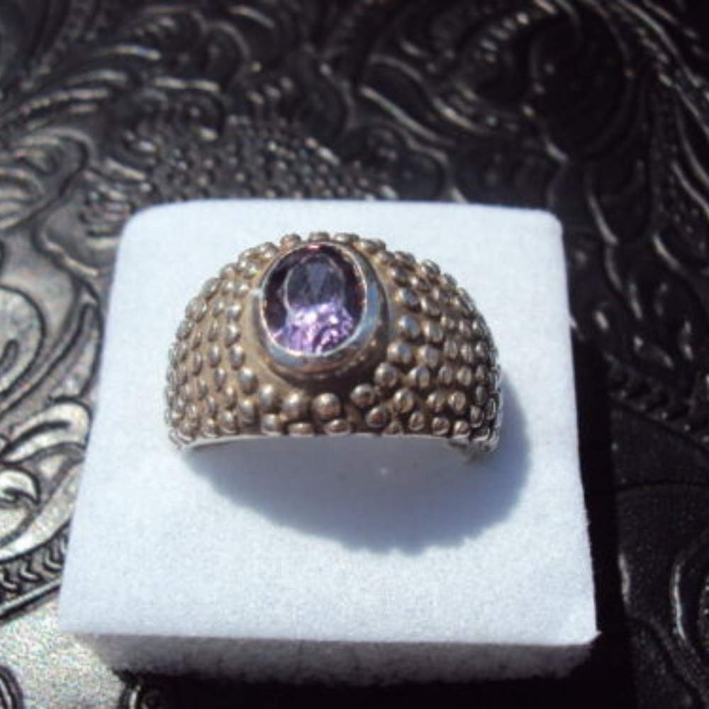 Vintage Heavy Sterling Sliver Oval Amethyst Ring